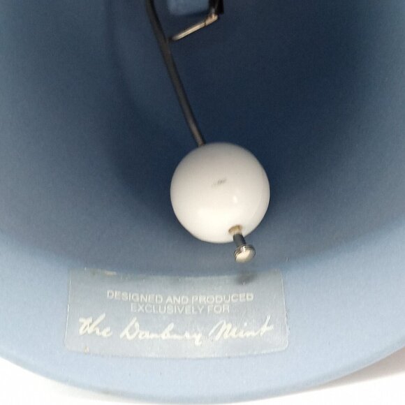 Vintage Wedgwood Blue Jasperware Bell Decorative Dancing Hour Danbury Mint Retro - Picture 5 of 7